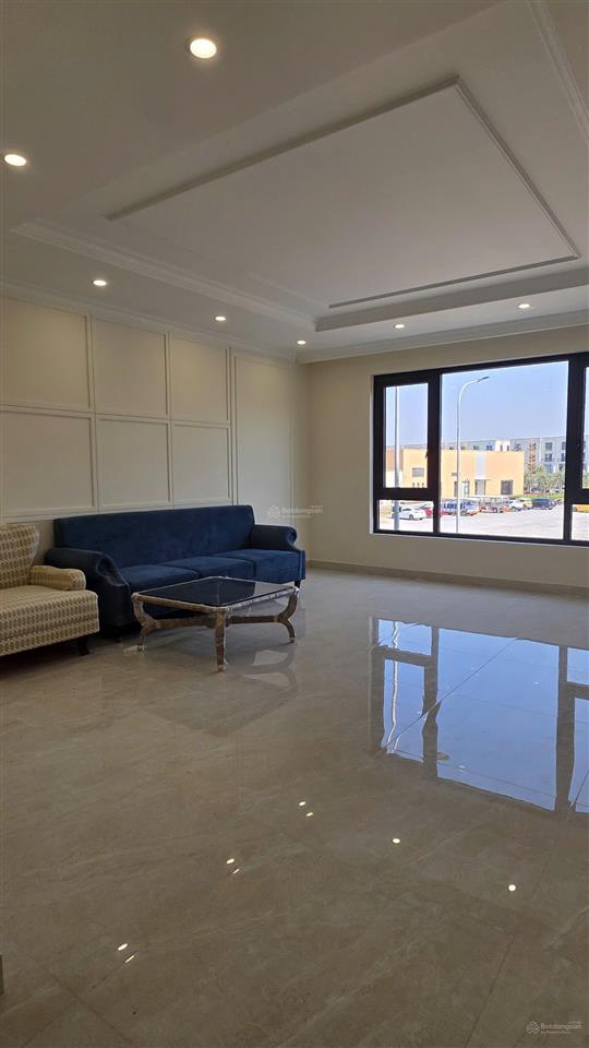 Cho thuê shophouse, phân khu kinh đô, khu đô thị vinhome royal island, vũ yên, hải phòng.