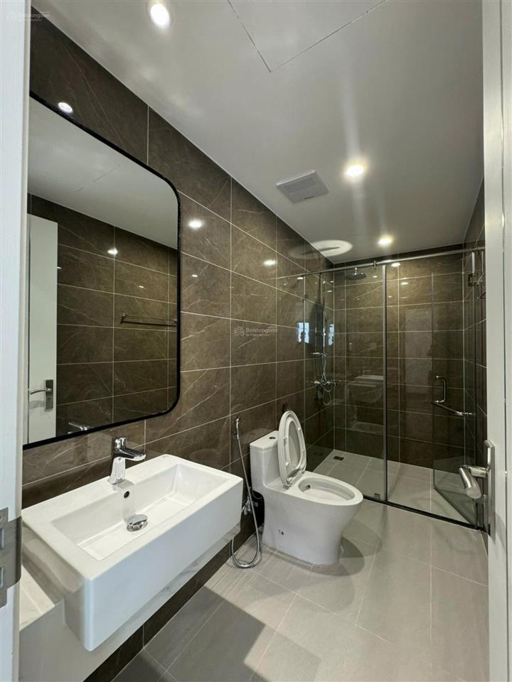 Chính chủ bán gấp căn 3pn2vs 80m2 giá 6 tỷ nhỉnh chút. view thoáng phân khu sakura