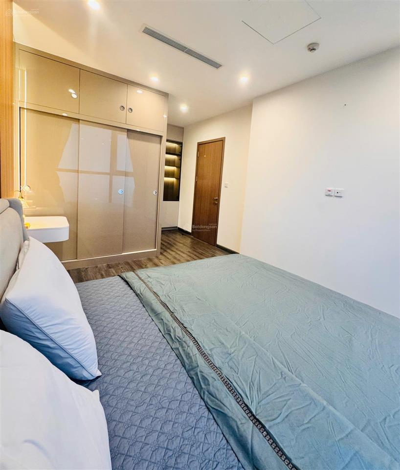 Chính chủ cần tiền bán nhanh căn 3n2vs 76m2, full đồ. giá bán hơn 6 tỷ chút tại imperia smart city