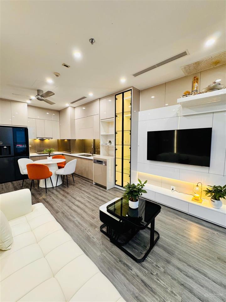 Chính chủ cần tiền bán nhanh căn 3n2vs 76m2, full đồ. giá bán hơn 6 tỷ chút tại imperia smart city