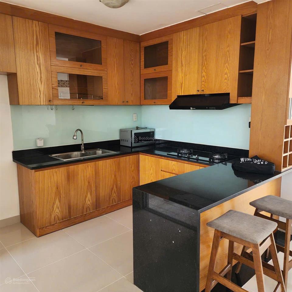 Bán căn hộ garden court 2 tầng trung