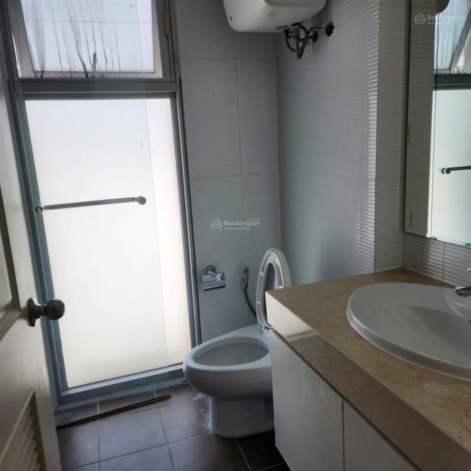 Bán căn hộ garden court 2 tầng trung