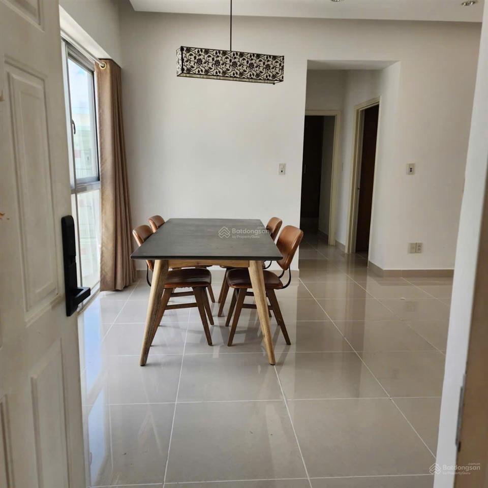 Bán căn hộ garden court 2 tầng trung