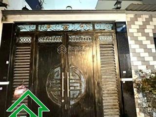 Chỉ 8,2 tỷ nhà 3 tầng hxh 6m p.7 tân bình ngay cách mạng tháng 8  42m (3 x 14m)  3 pn  2 wc