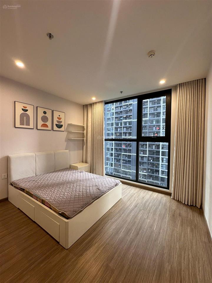 Sang nhượng căn hộ có slot để ô tô tại hầm giá chỉ 7,2 tỷ tại the pavilion  gia lâm