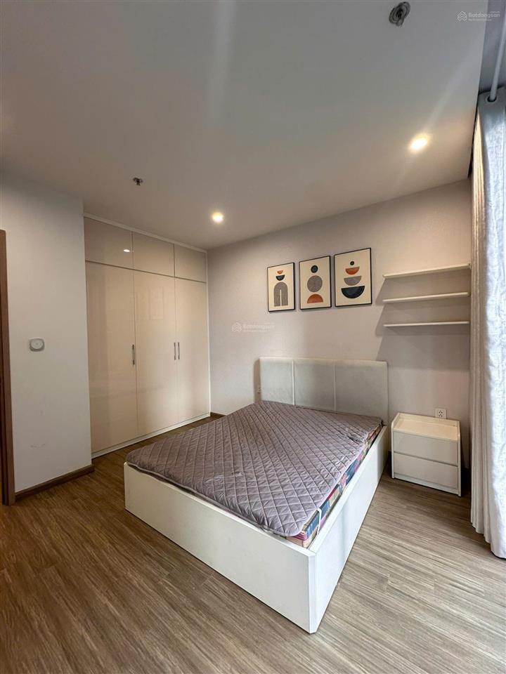 Sang nhượng căn hộ có slot để ô tô tại hầm giá chỉ 7,2 tỷ tại the pavilion  gia lâm