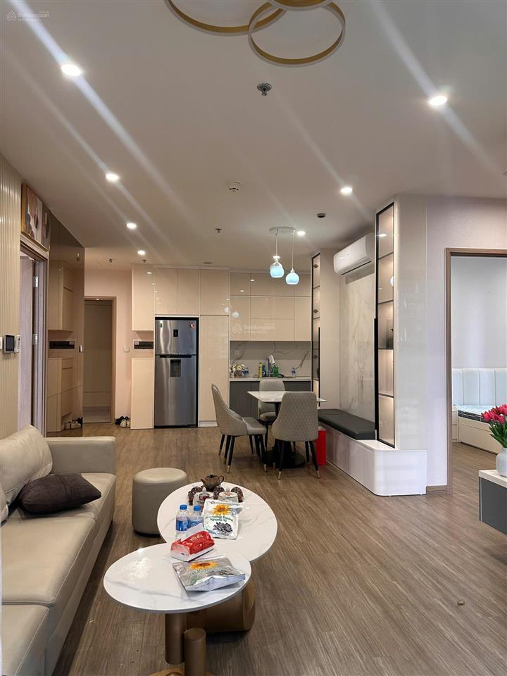 Sang nhượng căn hộ có slot để ô tô tại hầm giá chỉ 7,2 tỷ tại the pavilion  gia lâm