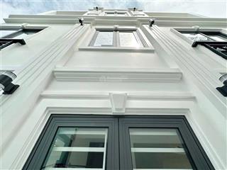 Sắm nhà mới đón tết đoàn viên, giảm 300tr còn 8.29 tỷ 4 tầng đúc + st  45m2 (5x9) 5pn(1pn trệt)