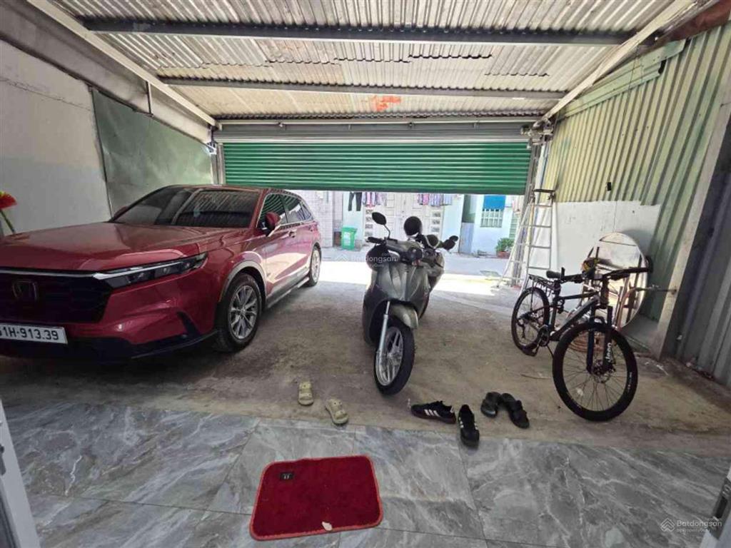 Nhà hẻm xe hơi ngay phố ẩm thực song hành ql22, hóc môn ngang 7m hiếm có chỉ 3,9 tỷ