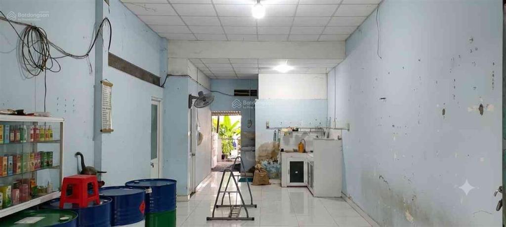 Nhà cấp 4. dt 6x34m 204m2. hai mặt tiền đường  sổ nở hậu. chỉ 5,5 tỷ