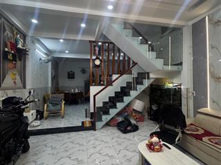 Chỉ 6,3 tỷ nhà 2 tầng 61m2 ngay emart phan huy ích, gò vấp
