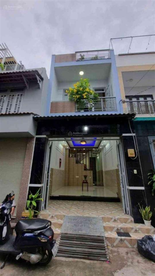 Chủ giảm mạnh còn 6,8 tỷ nhà hẻm 8m thông phan huy ích, tân bình