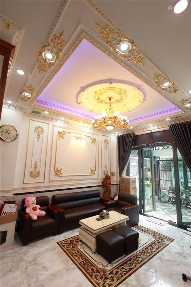 Biệt thự liền kề gara ô tô ngang 7m, giáp tân bình chỉ 9,8 tỷ
