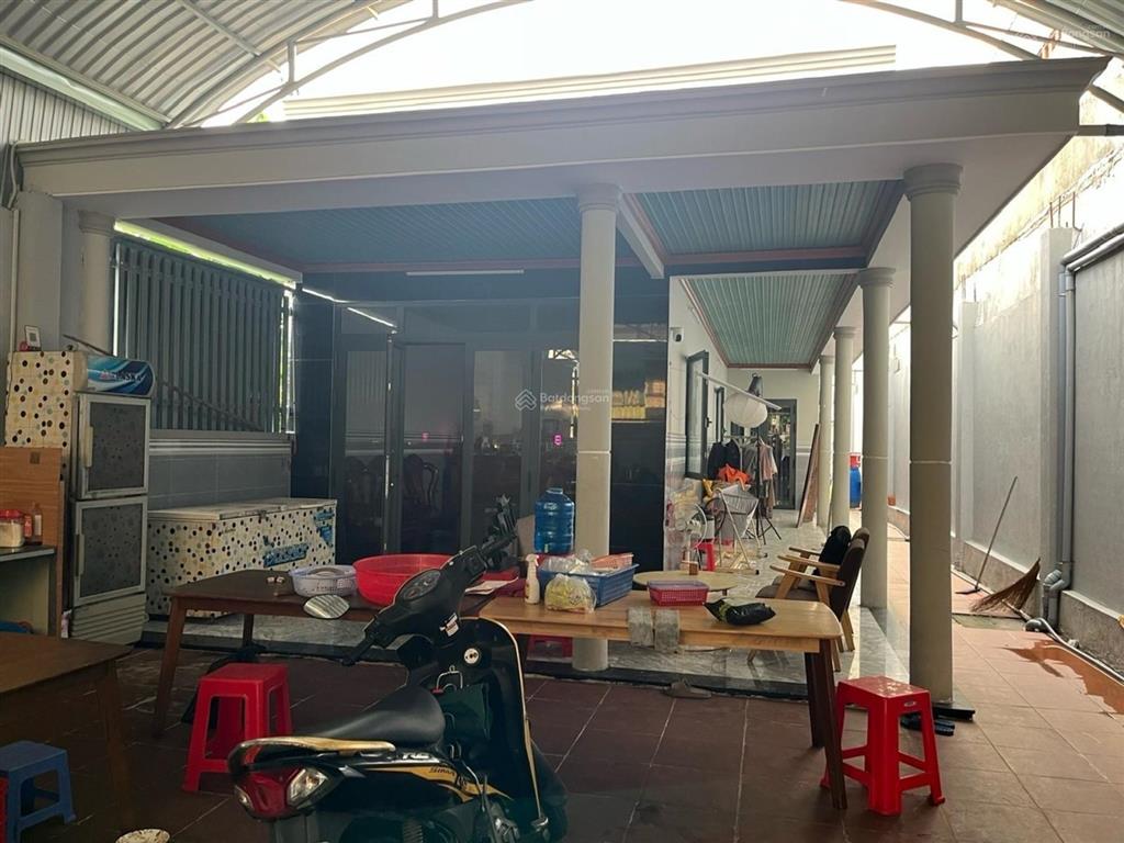 Villa mini mặt tiền đường nhựa 10m gần phan văn hớn, chợ bà điểm hóc môn, giá chỉ 7,9 tỷ