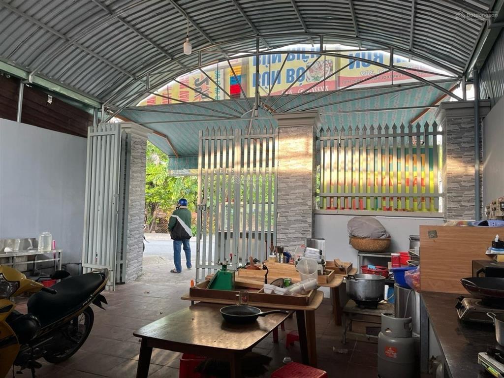 Villa mini mặt tiền đường nhựa 10m gần phan văn hớn, chợ bà điểm hóc môn, giá chỉ 7,9 tỷ