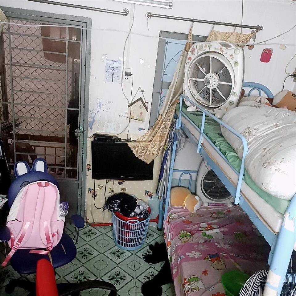 Bán nhà riêng tại đường 9, 2,7 tỷ, 24m2, 2pn, 1wc, 2 tầng