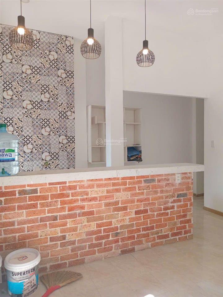 Nhà 82m2  đường nguyễn văn lịch, linh tây  giá chỉ 4.6 tỷ | nhanh tay còn kịp!