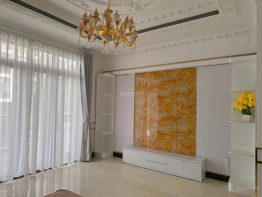 Bán nhà mặt phố huỳnh thị đồng, 11 tỷ, 84 m2, 4pn, 3wc, pháp lý đầy đủ, mặt tiền rộng