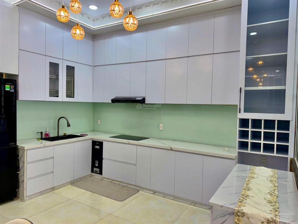 Bán nhà mặt phố huỳnh thị đồng, 11 tỷ, 84 m2, 4pn, 3wc, pháp lý đầy đủ, mặt tiền rộng