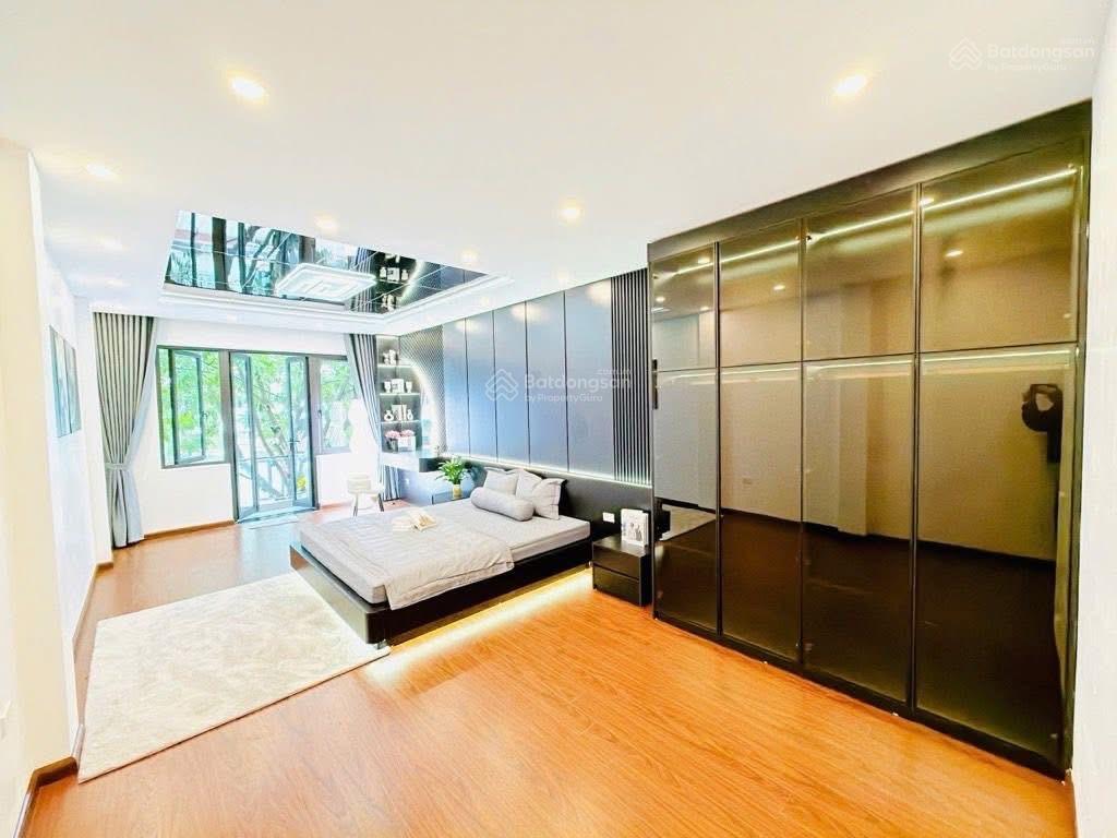 Đầu tư sinh lời  hàng hiếm  hxt bình tiên p8 q6  4 tầng  dt 93m2 (5x16m)  chỉ nhỉnh 9.x tỷ