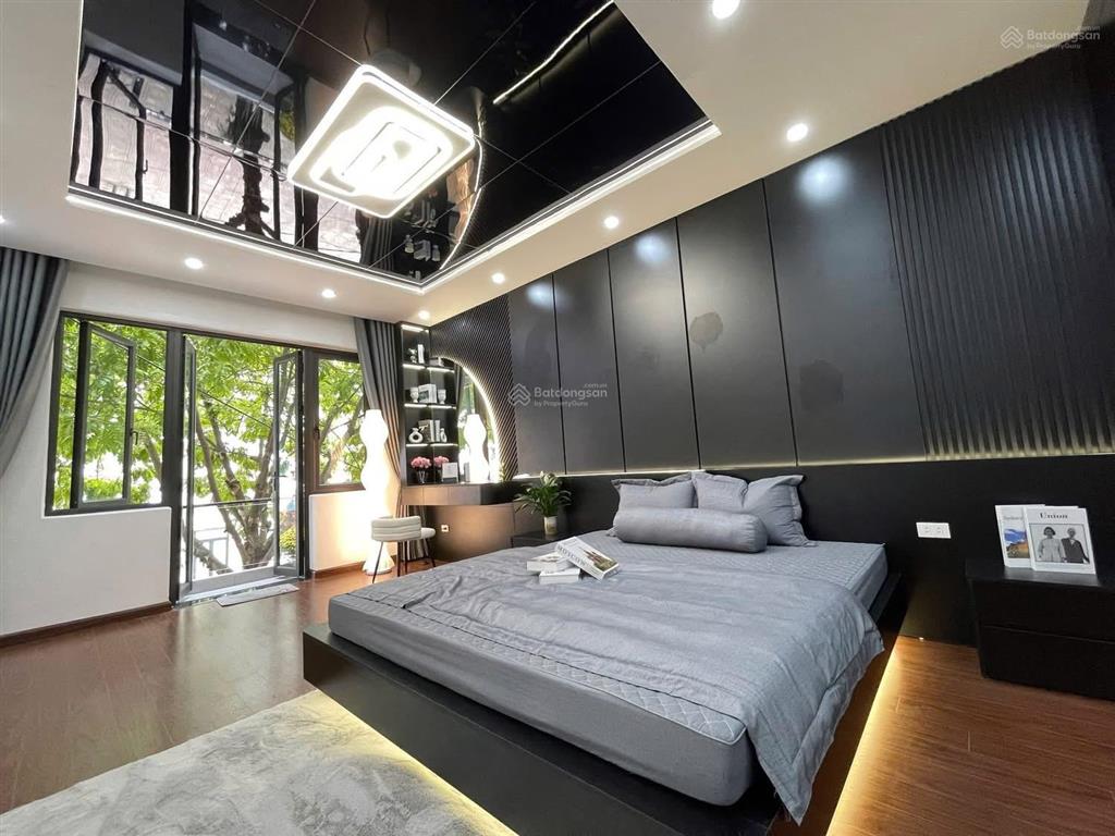 Đầu tư sinh lời  hàng hiếm  hxt bình tiên p8 q6  4 tầng  dt 93m2 (5x16m)  chỉ nhỉnh 9.x tỷ