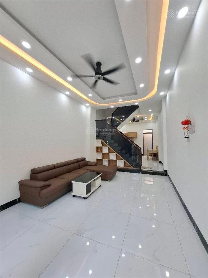 Hxh lý chiêu hoàng  4 tầng  5x15m  chỉ 7.5 tỷ  bình phú  quận 6