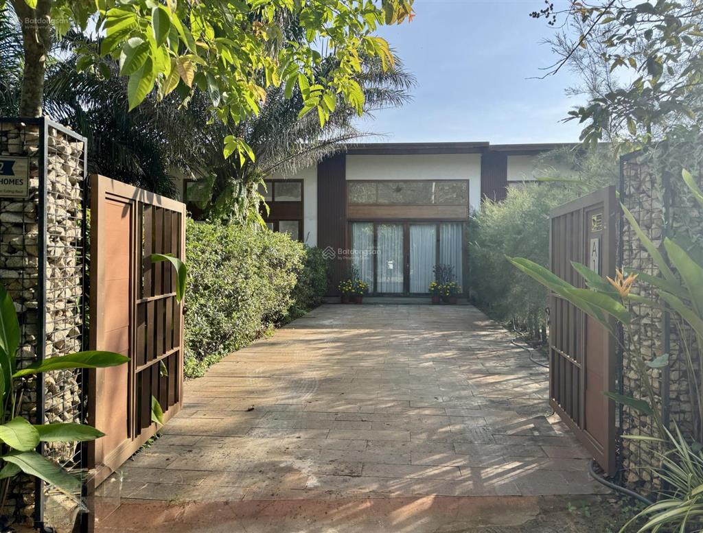 Bán căn nhà vườn nghỉ dưỡng gần biển lộc an, cách chợ, trường học 2km. khu dân cư an ninh