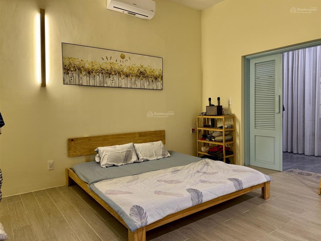 Bán căn nhà vườn nghỉ dưỡng gần biển lộc an, cách chợ, trường học 2km. khu dân cư an ninh