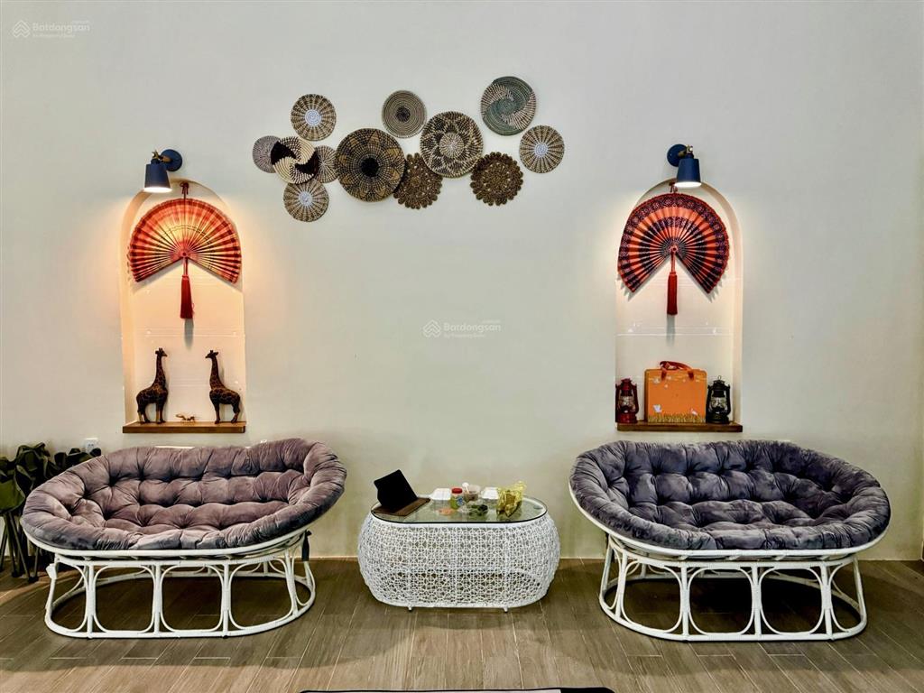 Bán căn nhà vườn nghỉ dưỡng gần biển lộc an, cách chợ, trường học 2km. khu dân cư an ninh