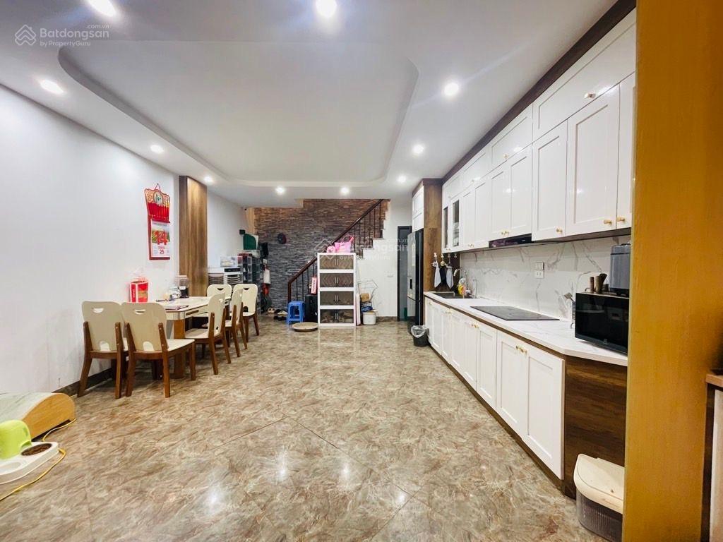 Chính chủ bán nhà dân xây thạch bàn 40m2 giá tốt nhất khu vực