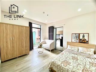 Cho thuê căn hộ 1pn  bancol  thang máy  full nt  gần hàng xanh