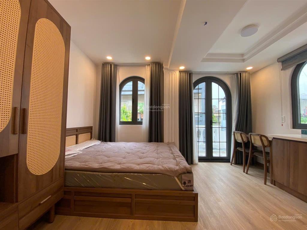 Nóng  căn hộ mới khai trương  bancol  full nt  ngay ngã 4 phú nhuận