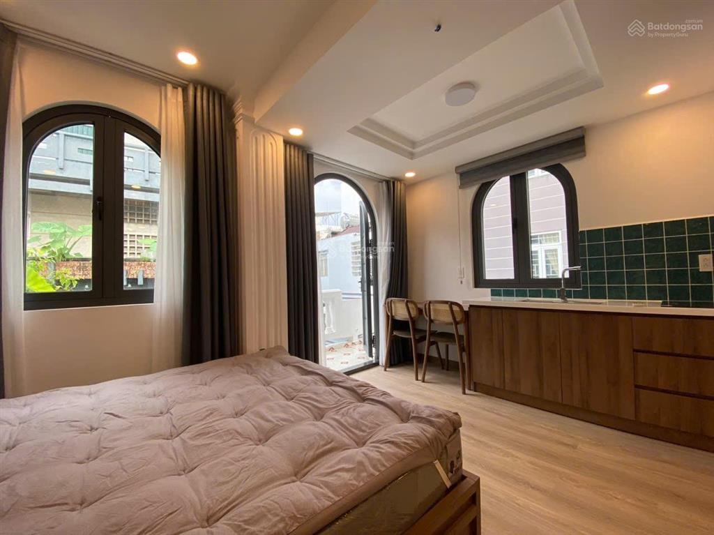 Nóng  căn hộ mới khai trương  bancol  full nt  ngay ngã 4 phú nhuận