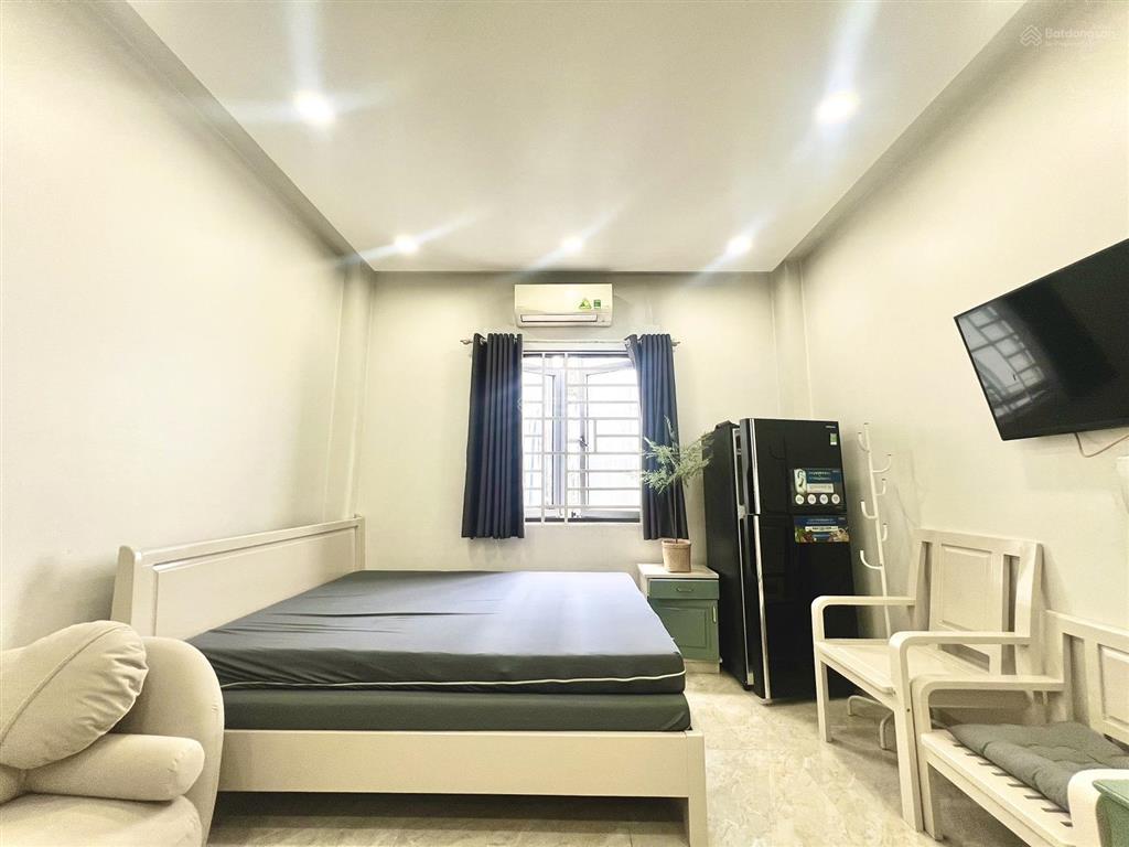 Cho thuê căn hộ studio  full nt cao cấp  cửa sổ trời  khu phan xích long