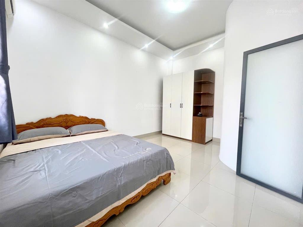 Cho thuê căn hộ 1pn  siêu rộng  bancol  full nt  nguyễn gia trí