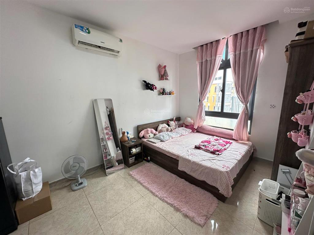 Căn hộ studio  thang máy  full nt  free xe  gần vạn kiếp