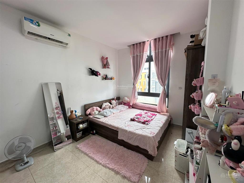 Căn hộ studio  thang máy  full nt  free xe  gần vạn kiếp