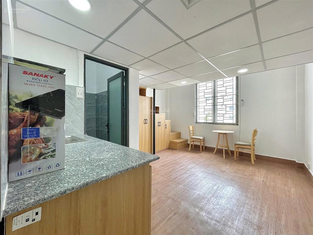 Căn hộ có gác  nhà mới 100%  siêu rộng  bancol  gần cầu kinh