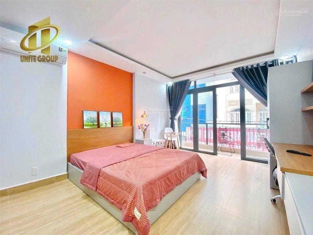 Cho thuê ch  xây mới 100%  thang máy  bancol  full nt  gần ngã 6 phù đổng