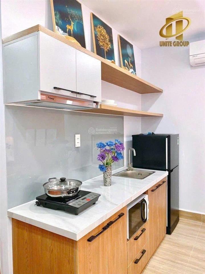 Cho thuê ch  xây mới 100%  thang máy  bancol  full nt  gần ngã 6 phù đổng