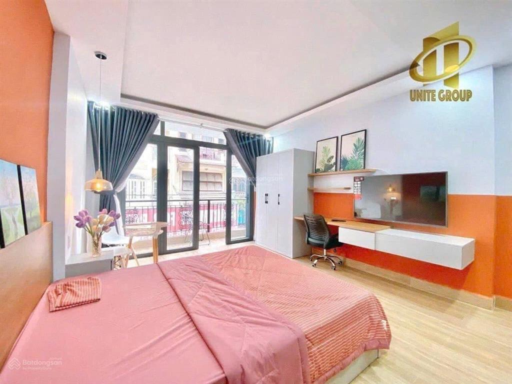 Cho thuê ch  xây mới 100%  thang máy  bancol  full nt  gần ngã 6 phù đổng