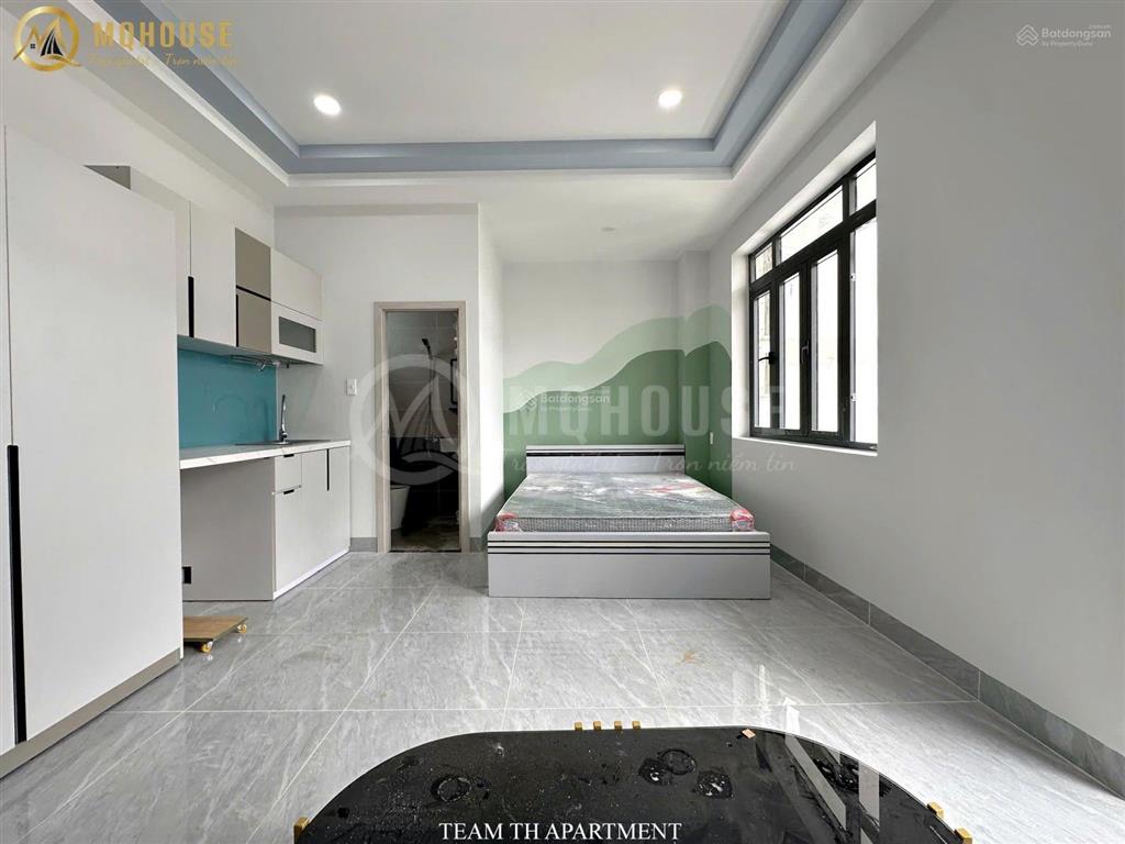 Cho thuê căn hộ  bancol  thang máy  hâm
xe  full nt  gần hàng xanh