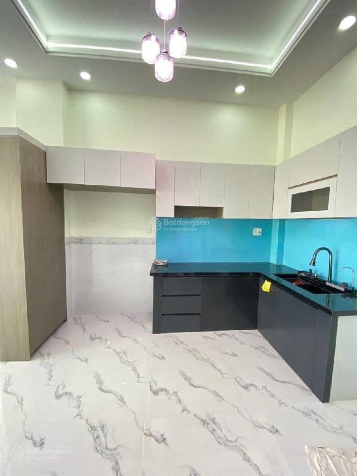 Nhà quận 12  hẻm xe tải 6m nhà mới 3 tầng  gần gò vấp  giá nhỉnh 4,x tỷ ở ngay giá tốt