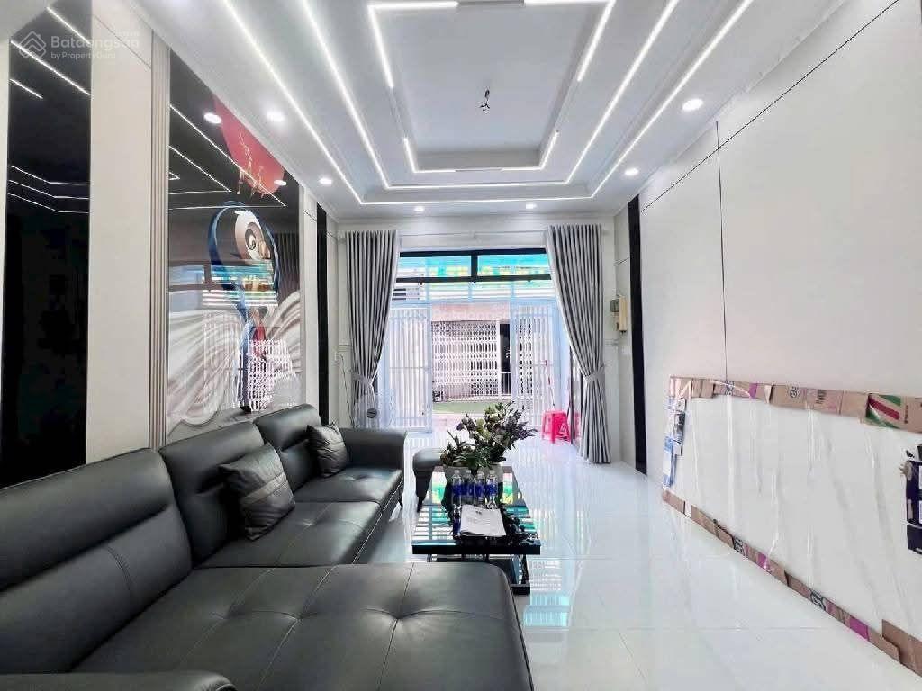 Bán nhà shr, hiệp thành 17, hẻm xe hơi  sát nguyễn ảnh thủ  gò vấp, giá chỉ 4,25 tỷ tl