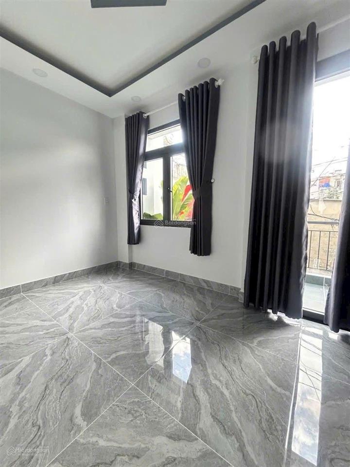 Bán nhà quận 12 hẻm xe hơi bùi văn ngữ hiệp thành gần chợ đông quang, tặng nội thất giá 3.7tỷ