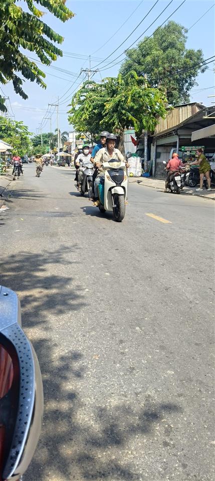 Nhà đẹp hẻm xe hơi shr full nội thất ngay công viên  sát hiệp thành city q12  giá 5.78 tỷ tl