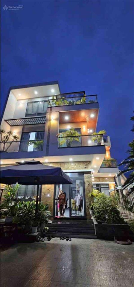 Bán biệt thự sân vườn hơn 300m2  xuân thới thượng hóc môn  full nội thất châu âu  nhỉnh 8xtỷ tl