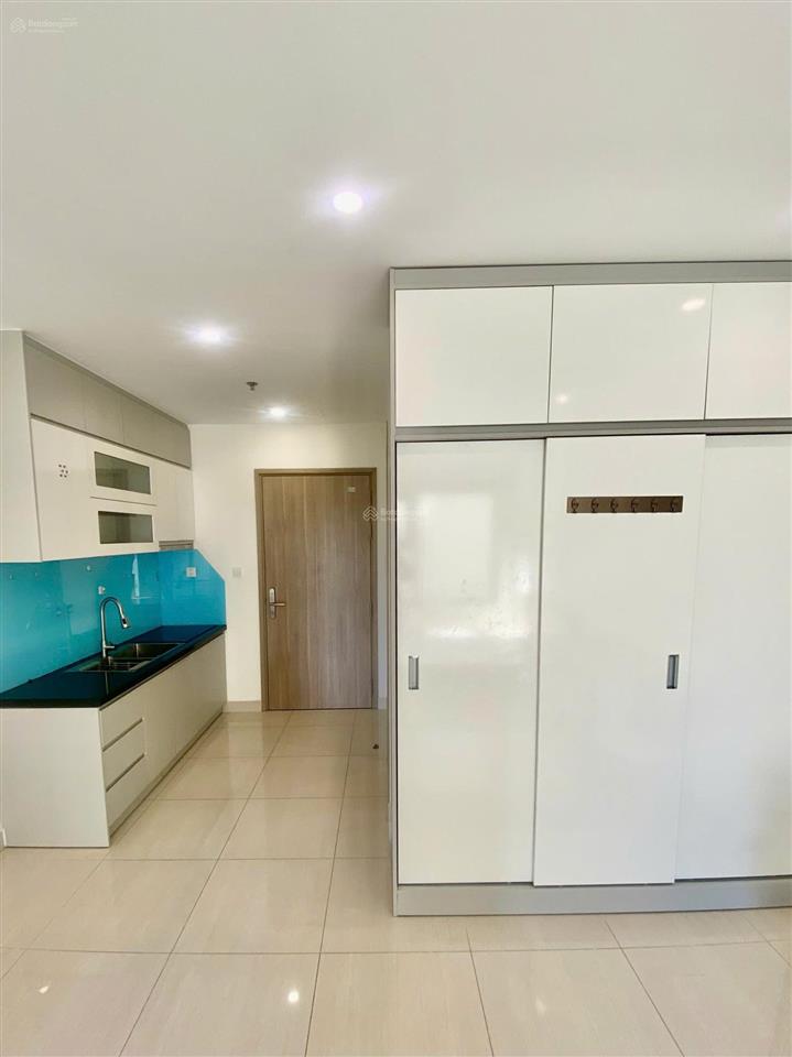 Cần bán nhanh căn studio 32m ntcb khu origami giá 1,950 tỷ btp, sẵn sổ  0909 123 ***