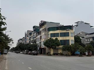 Bán đất gần aeon, phố nguyễn thời trung, 90m2, mặt tiền 5.3m, giá nhỉnh 20 tỷ.