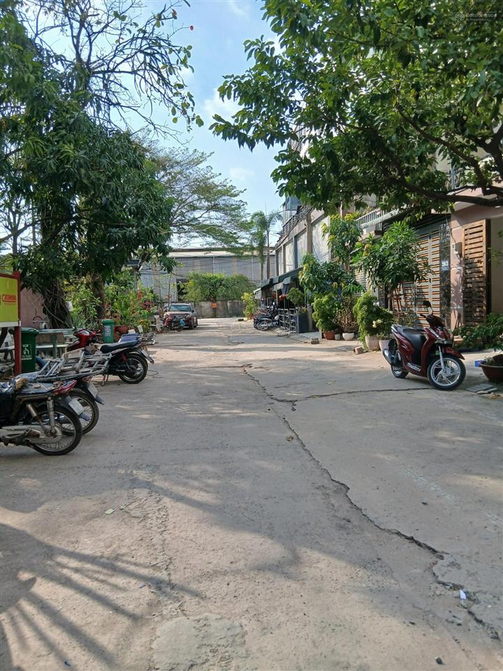Bán nhà 4.5x20m, 4 tầng, hẻm 12m, nhỉnh 9 tỷ, phan văn hớn, quận 12